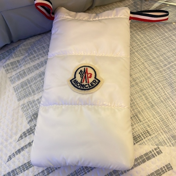 Moncler - Picture 10 of 15